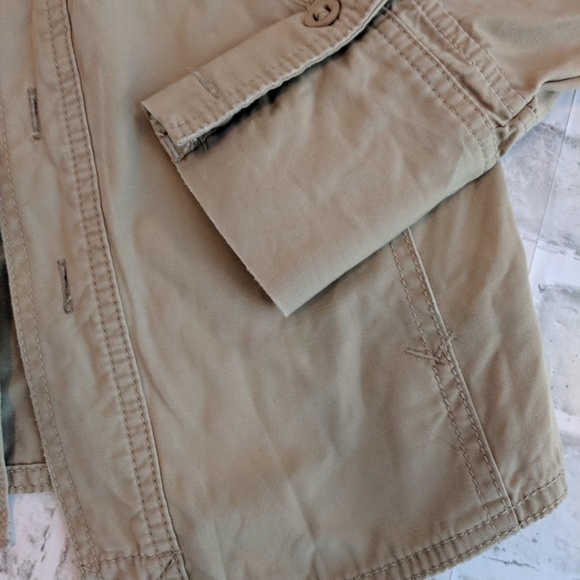 A. KURTZ Tan and camo button shirt or jacket - Picture 4 of 7